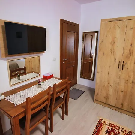 Habitación en casa particular Emblematic House 4 *