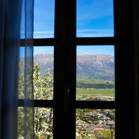 Habitación en casa particular Emblematic House 4