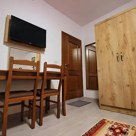 Habitación en casa particular Emblematic House 4