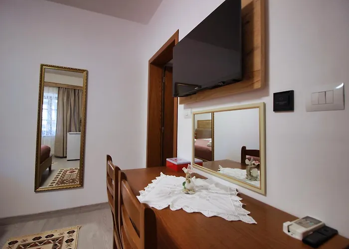 Emblematic House 4 Gjirokastër