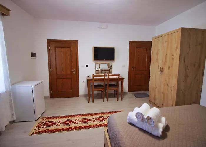 Emblematic House 4 Gjirokastër