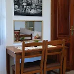 Emblematic House 4