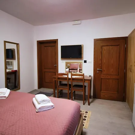 Séjour chez l'habitant Emblematic House 4 Gjirokastër