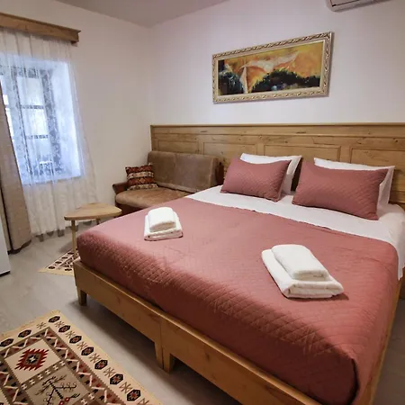 Séjour chez l'habitant Emblematic House 4 *