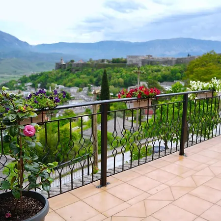 Emblematic House 4 Privat bolig Gjirokastër