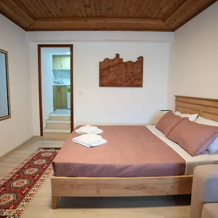 Privat bolig Emblematic House 4 Gjirokastër