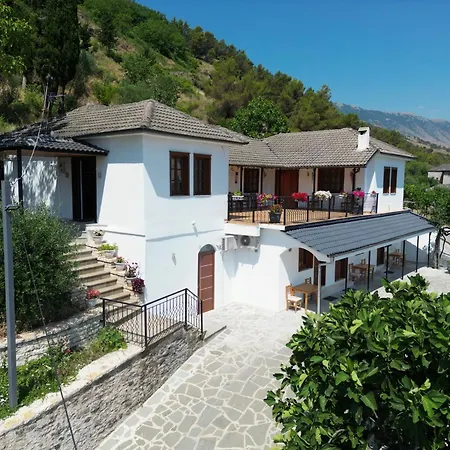 Privat bolig Emblematic House 4 Gjirokastër