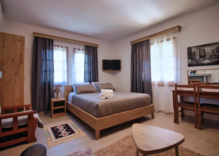 홈스테이 Emblematic House 4 *