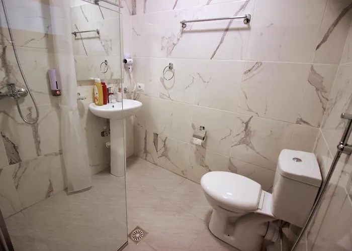 Privatunterkunft Emblematic House 4 *